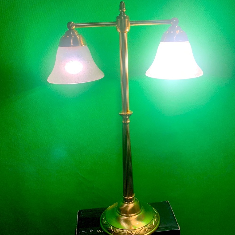 Elegant designer lamp